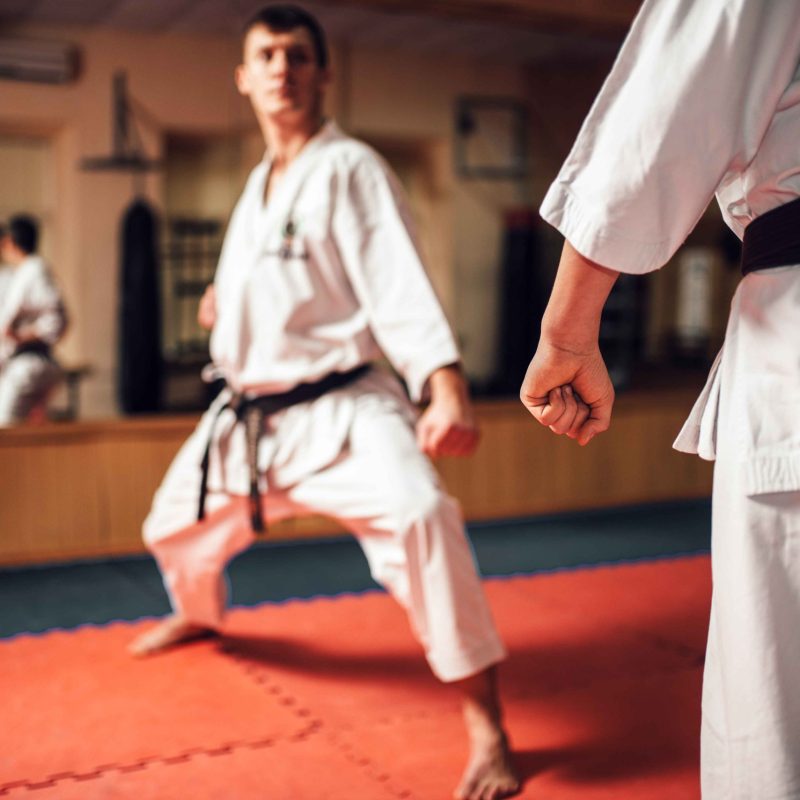 Clase judo grupo Kuzushi Torre del Mar Málaga entrenamiento equipo artes marciales